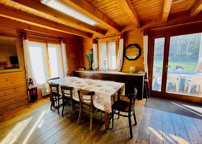 Beautiful Chalet Near The Center Of Briancon