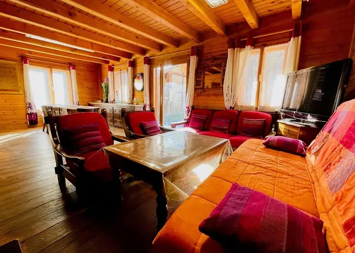 Beautiful Chalet Near The Center Of Briancon